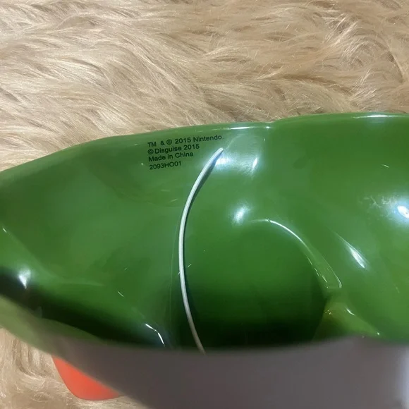 Nintendo Super Mario Bros Mask Yoshi - Like New!!! - Picture 9 of 9